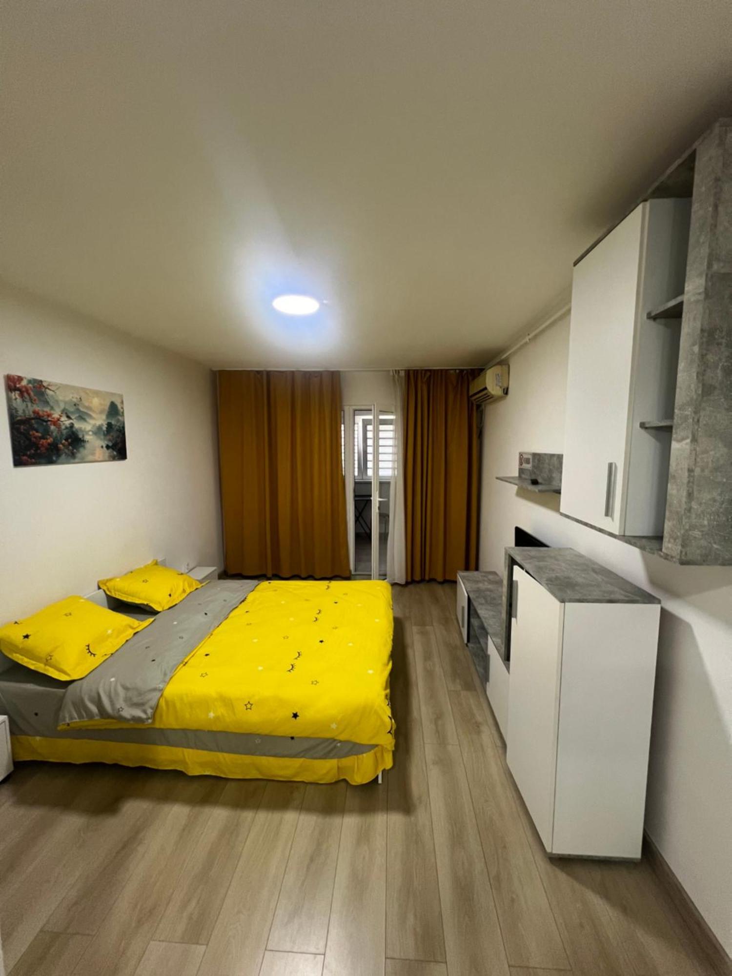 Nicolle Studio 2 Питешти Экстерьер фото